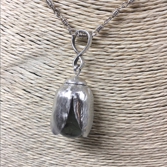 Sterling Silver Tulip Pendant Prehnite Gemstone - Picture 1 of 8